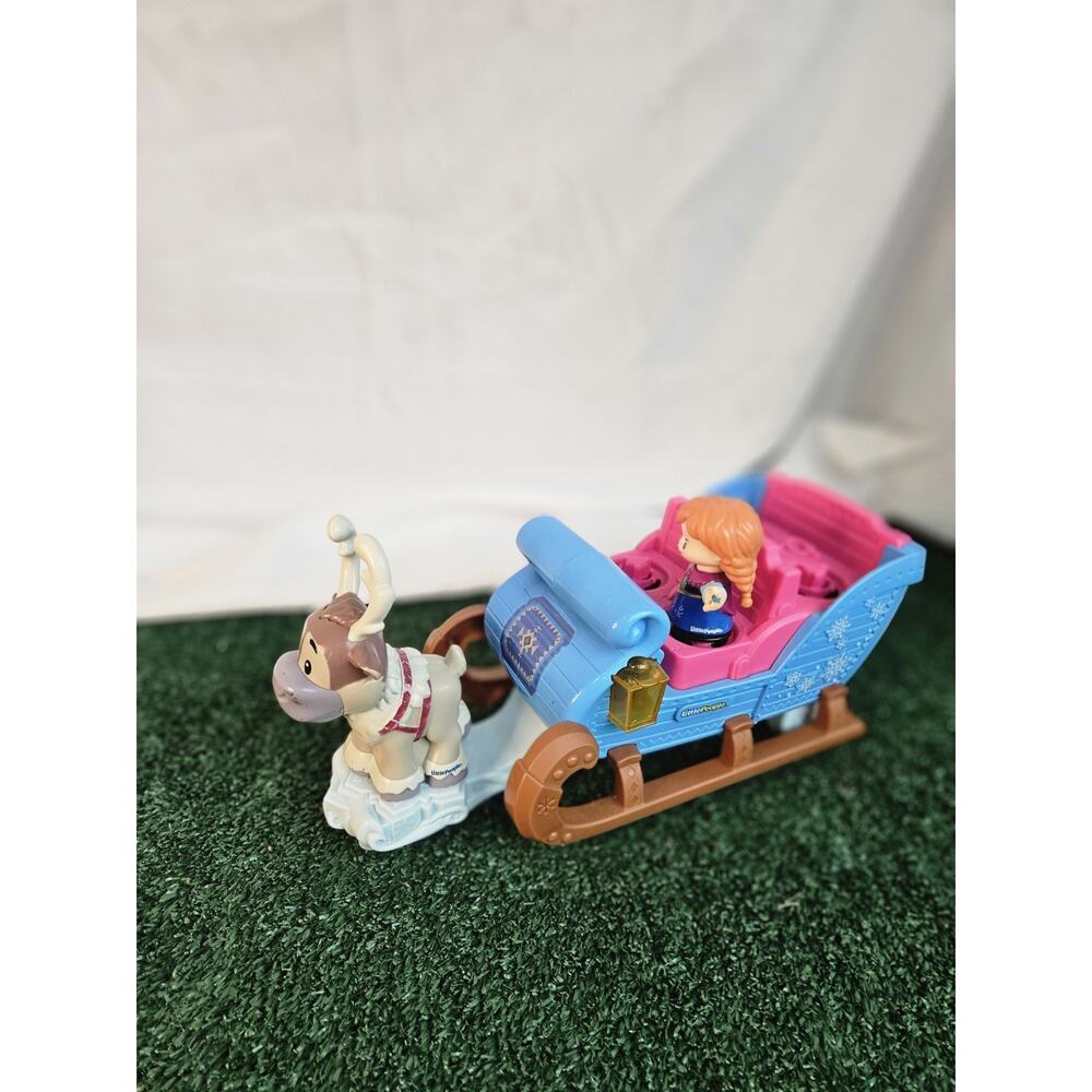 FISHER PRICE LITTLE PEOPLE DISNEY FROZEN KRISTOFF SLEIGH SLED LIGHT UP PLAYSET - Picture 2 of 5